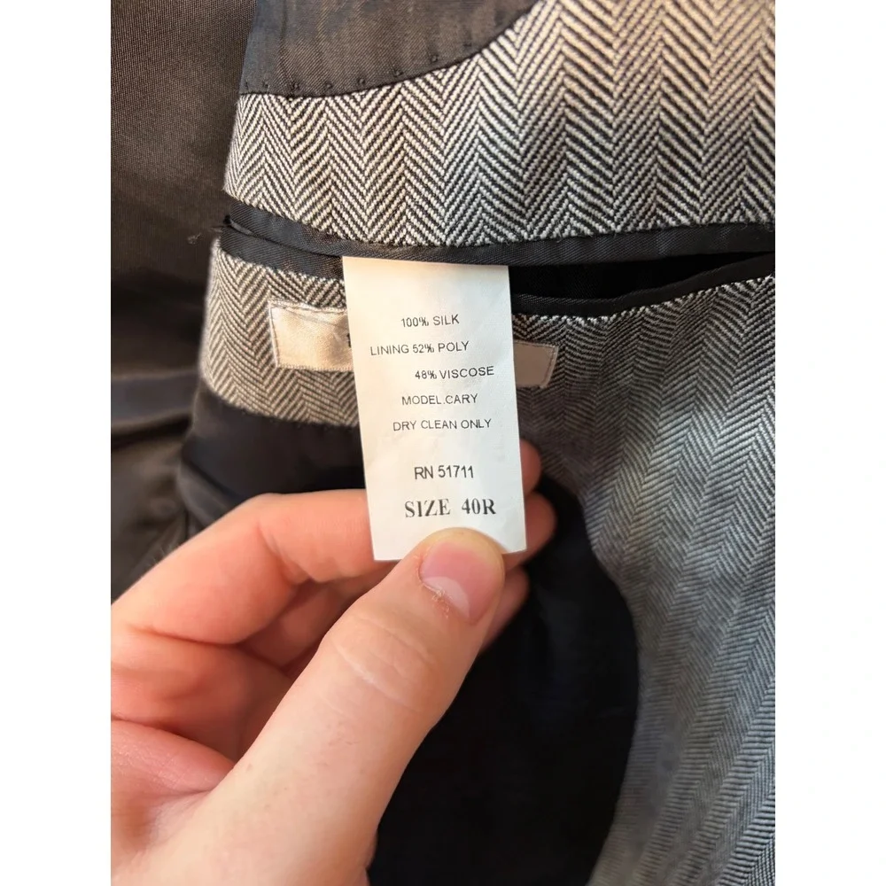 Gianfranco Ruffini Italy 100% Silk Herringbone Blazer Grey 40R Cary Sport Coat
